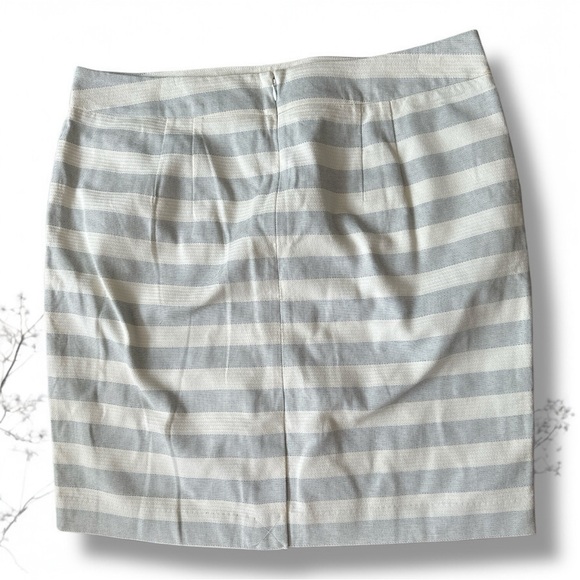 Ann Taylor Striped Light Blue and Cream Skirt with Button Detail - Picture 3 of 9